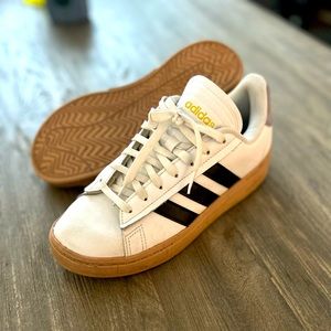 Women’s White Adidas size 8